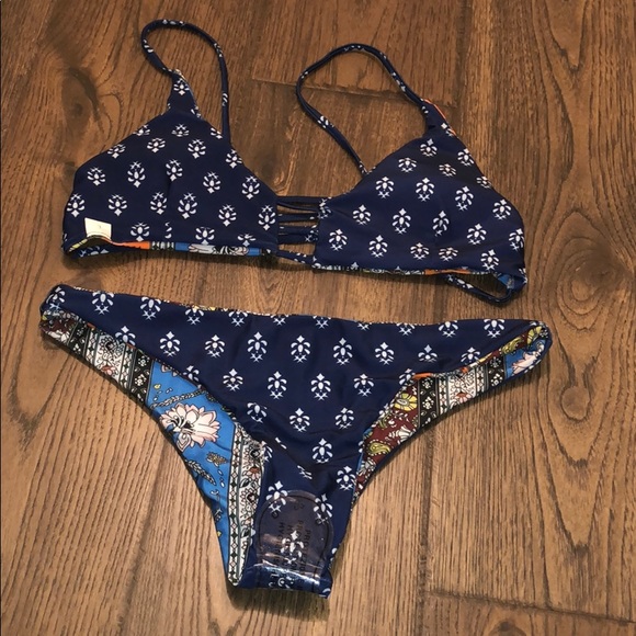 Reversible multicolored bikini - Picture 2 of 5